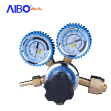 High pressure industrial gas oxygen regulator with strength structure